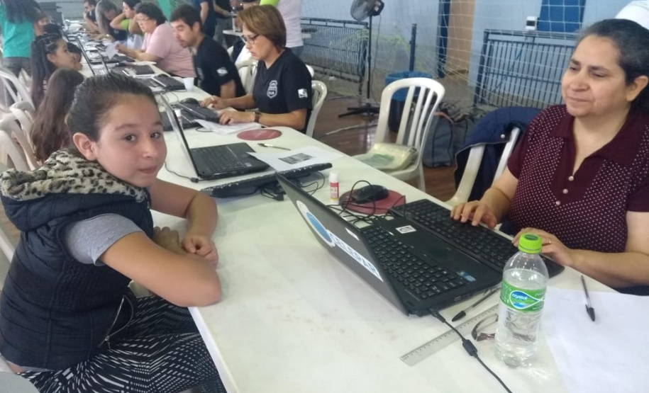 Em Almirante Tamandaré, município da Região Metropolitana de Curitiba, a 15ª edição do Paraná Cidadão na gestão do governador Carlos Massa Ratinho Júnior registrou quase 17 mil atendimentos no Ginásio de Esportes Buzatão. Foto: Divulgação/SEJUF