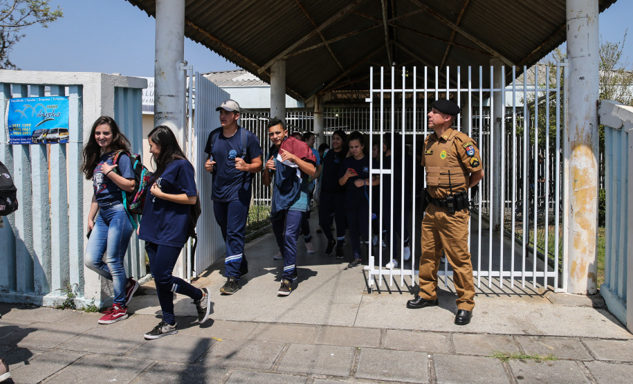 Projeto Escola Segura  no Colegio Estadual Professora Marilze Da Luz Brand em Araucária. 16/09/2019 -  Foto: Geraldo Bubniak/AEN