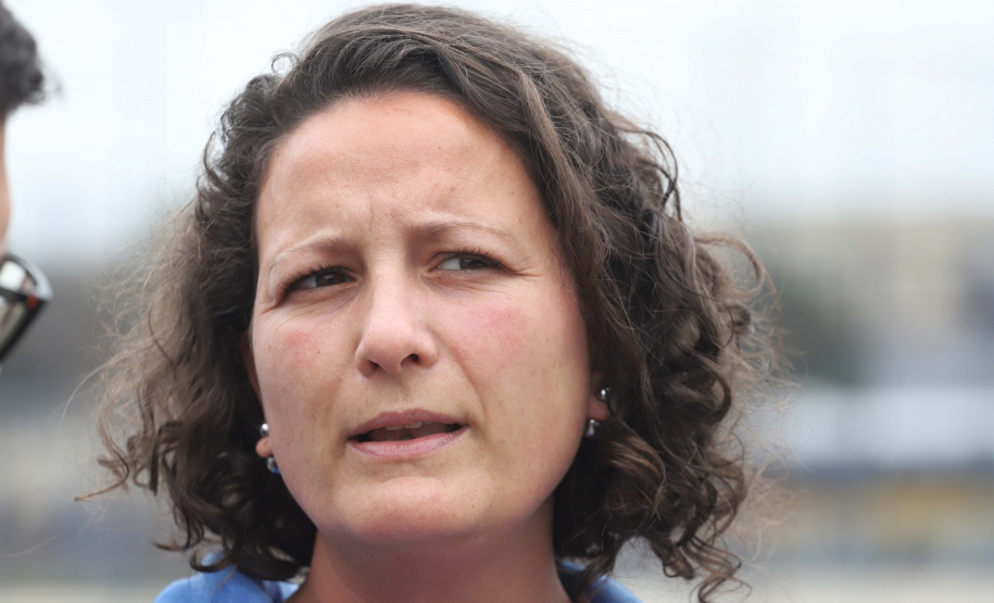 Escola Segura - Colégio Estadual Profa. Lindaura R. Lucas. - Eloisa Rocha, mãe de aluna.São José dos Pinhais, 13-09-19.Foto: Arnaldo Alves / AEN.