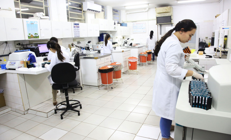 UEL abre inscrições para 30 especialidades de residência médica. Foto: Jaelson Lucas/AEN