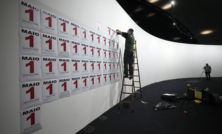 Montagem da 14ª  Bienal Iinetrnacional de Arte Comtemporâneade Curitiba no Museu Oscar Niemeyer(MON).Curitiba, 16 de setembro de 2019.Foto: Kraw Penas/SECC