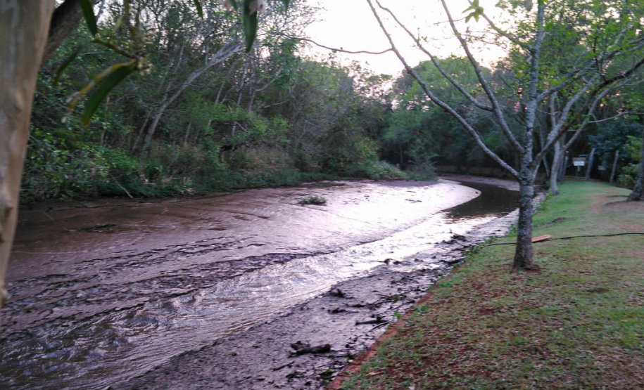 Sanepar fará limpeza do canal do Rio Alivio em Assis Chateaubriand. Foto: Divulgação/Sanepar