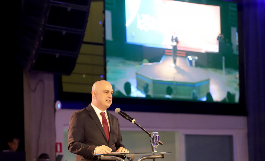 O governador Carlos Massa Ratinho Junior participa da abertura do 25º Congresso de Radiodifusão