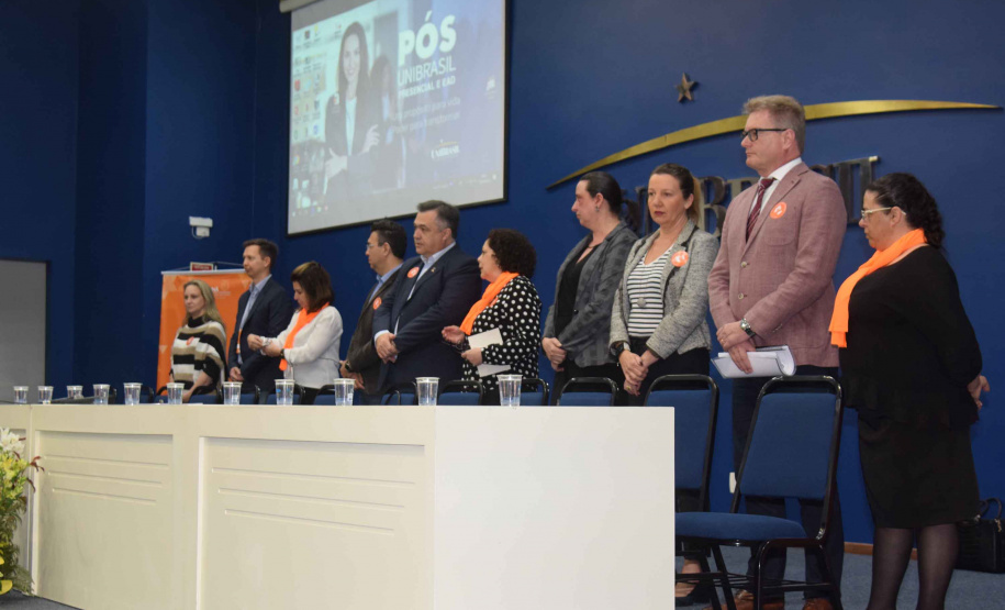 Cerca de 500 profissionais da área da saúde participam nesta quinta e sexta (19 e 20) do I Seminário Integrado de Qualidade e Segurança do Paciente, organizado pela Secretaria Estadual da Saúde, com apoio do Conselho Regional de Enfermagem do Paraná e Unibrasil. Foto: Américo Antonio/SESA