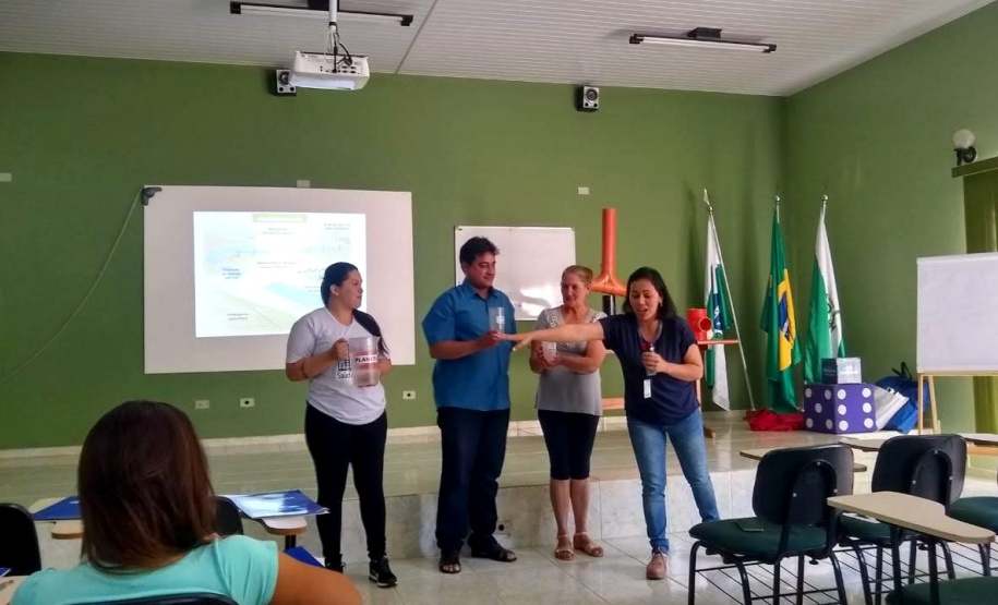 Sanepar forma multiplicadores em saneamento em Tibagi. Foto: Sanepar