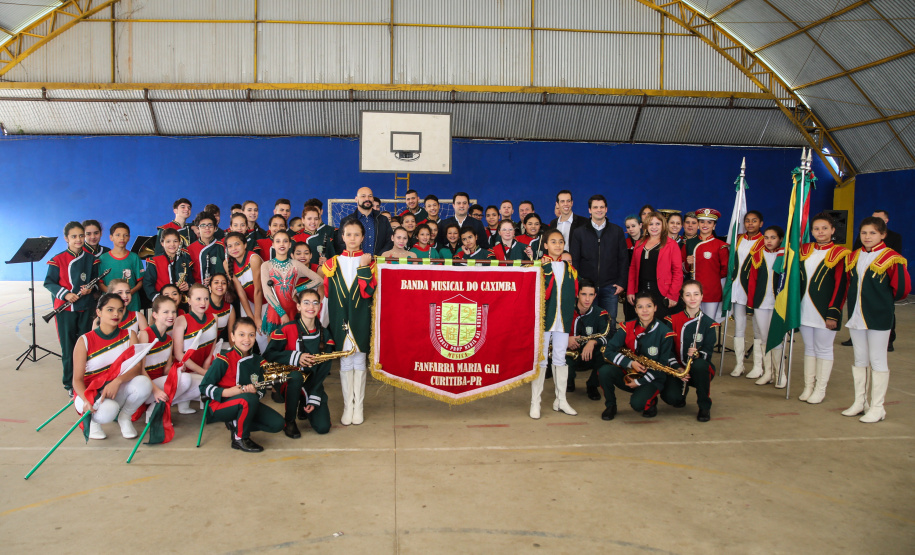 O governador Carlos Massa Ratinho Junior participa nesta segunda-feira (23) do plantio de árvores no Colégio Estadual Professora Maria Gai Grendel, no bairro Caximba, em Curitiba. O evento marcará o início do programa Paraná mais Verde, que vai incentivar o plantio de mudas de árvores nativas em todo o Estado.   23/09/2019 - Foto: Geraldo Bubniak/AEN
