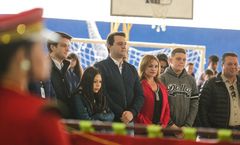 O governador Carlos Massa Ratinho Junior participa nesta segunda-feira (23) do plantio de árvores no Colégio Estadual Professora Maria Gai Grendel, no bairro Caximba, em Curitiba. O evento marcará o início do programa Paraná mais Verde, que vai incentivar o plantio de mudas de árvores nativas em todo o Estado.   23/09/2019 - Foto: Geraldo Bubniak/AEN