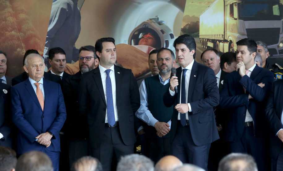 O Governo do Paraná apresentou nesta segunda-feira (23), em evento com o governador Carlos Massa Ratinho Junior, no Palácio Iguaçu, a carteira de projetos de parcerias público-privadas (PPP). Serão apresentados projetos previstos, com estimativas de prazos, investimentos e um quadro com a evolução do planejamento de cada um. Curitiba,23/09/2019 Foto:Jaelson Lucas / AEN