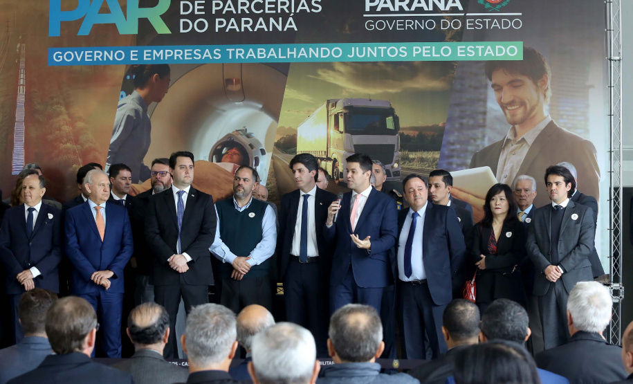O Governo do Paraná apresentou nesta segunda-feira (23), em evento com o governador Carlos Massa Ratinho Junior, no Palácio Iguaçu, a carteira de projetos de parcerias público-privadas (PPP). Serão apresentados projetos previstos, com estimativas de prazos, investimentos e um quadro com a evolução do planejamento de cada um. Curitiba,23/09/2019 Foto:Jaelson Lucas / AEN