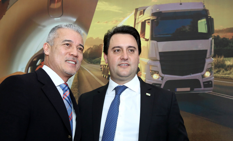 O Governo do Paraná apresentou nesta segunda-feira (23), em evento com o governador Carlos Massa Ratinho Junior, no Palácio Iguaçu, a carteira de projetos de parcerias público-privadas (PPP). Serão apresentados projetos previstos, com estimativas de prazos, investimentos e um quadro com a evolução do planejamento de cada um. Curitiba,23/09/2019 Foto:Jaelson Lucas / AEN