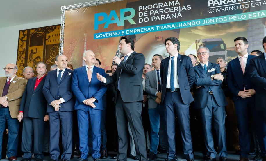 O Governo do Paraná iniciou nesta segunda-feira (23) o processo de Parcerias Público-Privadas (PPPs) com a formalização de três projetos