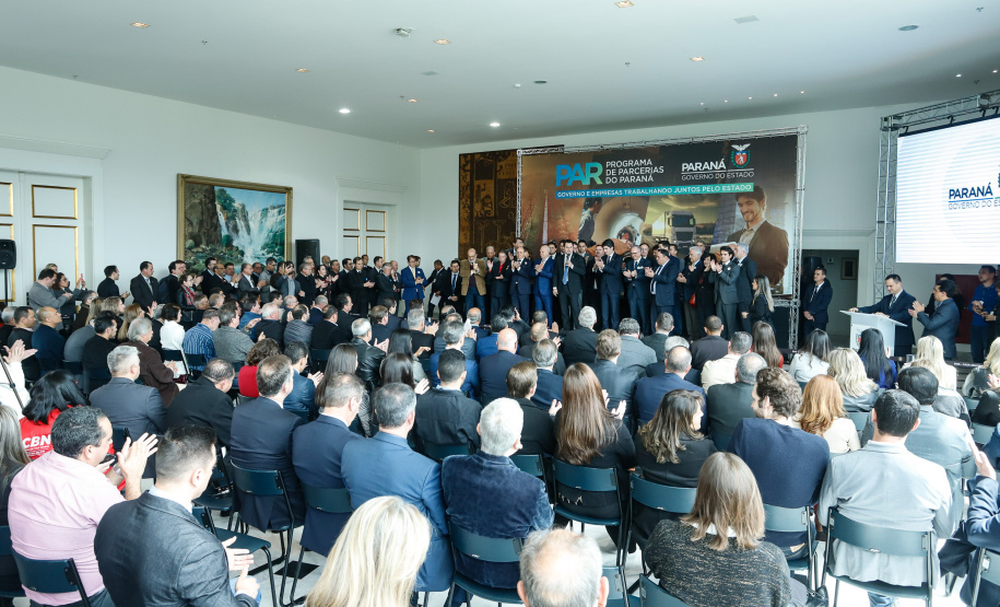 O Governo do Paraná iniciou nesta segunda-feira (23) o processo de Parcerias Público-Privadas (PPPs) com a formalização de três projetos