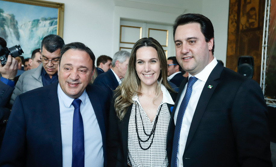 O Governo do Paraná iniciou nesta segunda-feira (23) o processo de Parcerias Público-Privadas (PPPs) com a formalização de três projetos