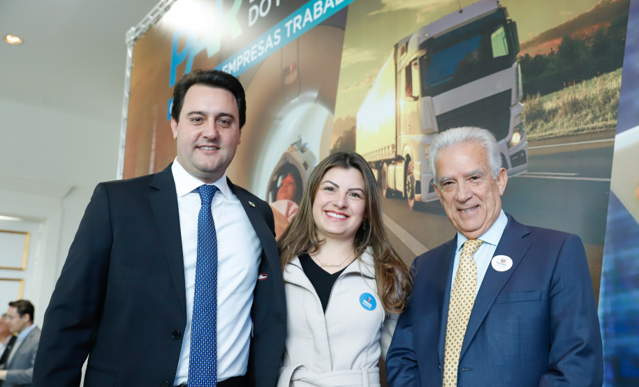 O Governo do Paraná iniciou nesta segunda-feira (23) o processo de Parcerias Público-Privadas (PPPs) com a formalização de três projetos