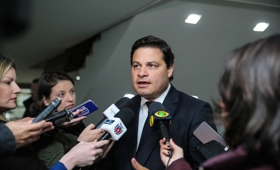 O governador Carlos Massa Ratinho Junior participa nesta segunda-feira (23), participou da audiência da Câmara dos Deputados para discutir com deputados federais e estaduais o novo marco regulatório das PPPs, concessões e fundos de infraestrutura