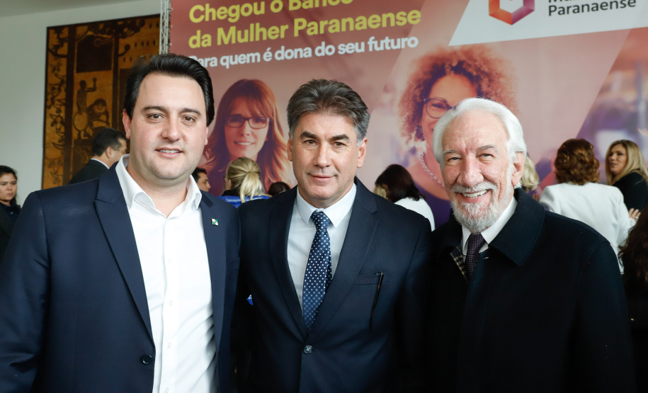 O governador Carlos Massa Ratinho Junior apresentou nesta terça-feira (24) o programa Banco da Mulher Paranaense, iniciativa do Governo do Estado para incentivar o empreendedorismo feminino em todos os setores econômicos, visando gerar mais emprego e renda no Estado.