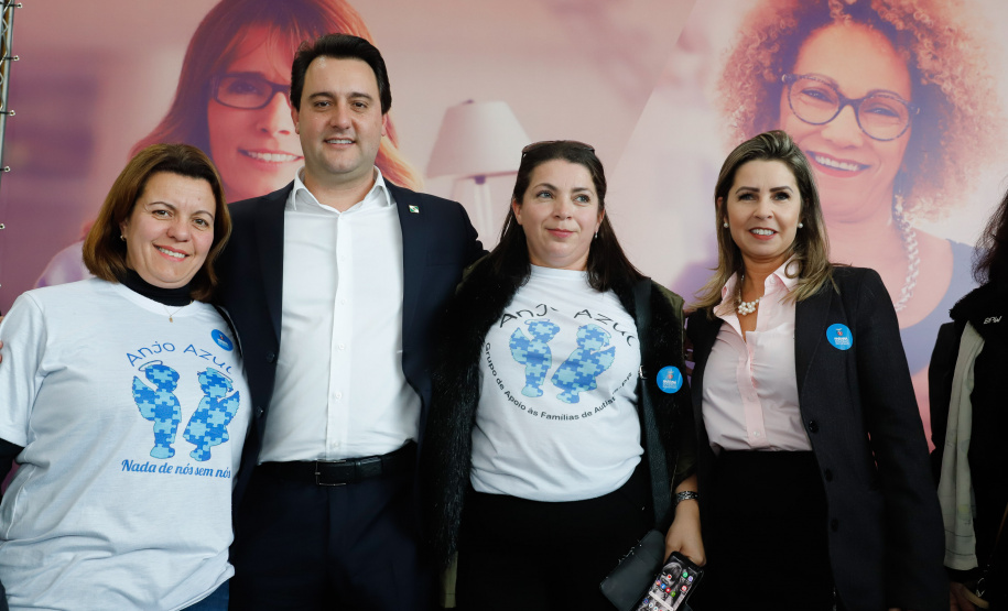 O governador Carlos Massa Ratinho Junior apresentou nesta terça-feira (24) o programa Banco da Mulher Paranaense, iniciativa do Governo do Estado para incentivar o empreendedorismo feminino em todos os setores econômicos, visando gerar mais emprego e renda no Estado.