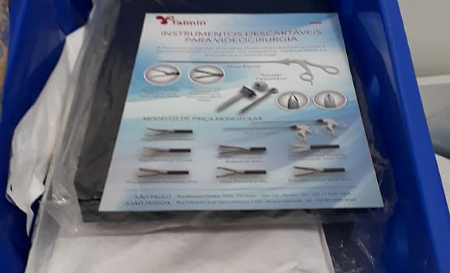 A Polícia Civil do Paraná (PCPR) cumpriu nesta terça-feira (24) 12 mandados judiciais contra uma quadrilha suspeita de reaproveitar materiais de uso único (descartáveis), utilizados em cirurgias urológicas. Os investigados revendiam os produtos de forma clandestina para médicos de todo o Estado. Foto: Divulgação/PCPR