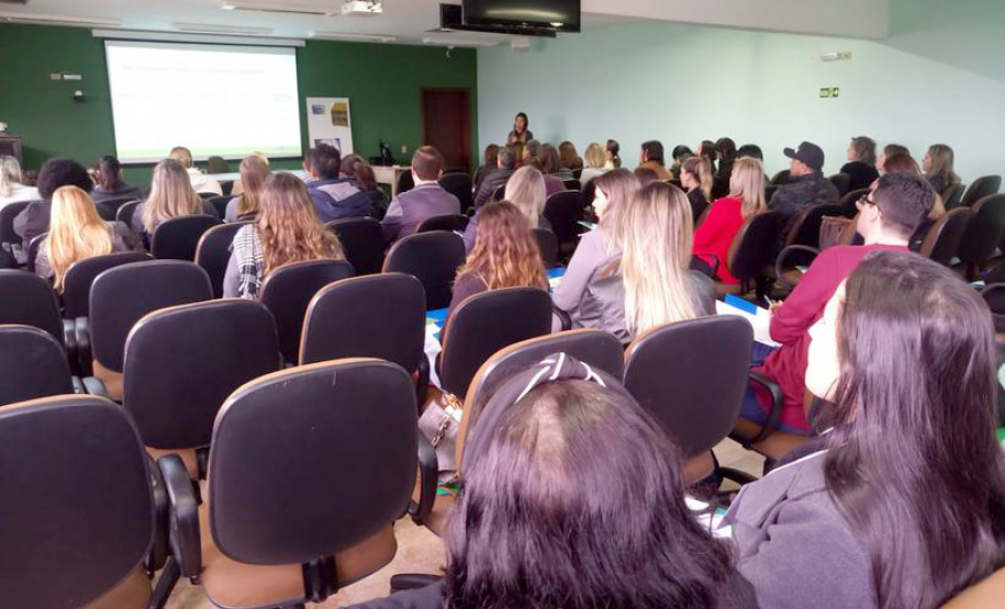 Saúde capacita servidores que atuam em programas federais. Foto: Divulgação/SESA