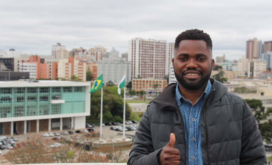 Curitiba recebe pela primeira vez a Copa do Mundo dos Refugiados. A competição tem entrada gratuita e começa sábado (28) com os jogos da fase preliminar, disputados no Centro de Educação Física e Desporto da Universidade Federal do Paraná, no Jardim das Américas. Já as disputas de terceiro e quarto lugares e a grande final serão no domingo (29), no Estádio do Pinhão, em São José dos Pinhais.Foto: Eduardo Aguiar/SEJUF