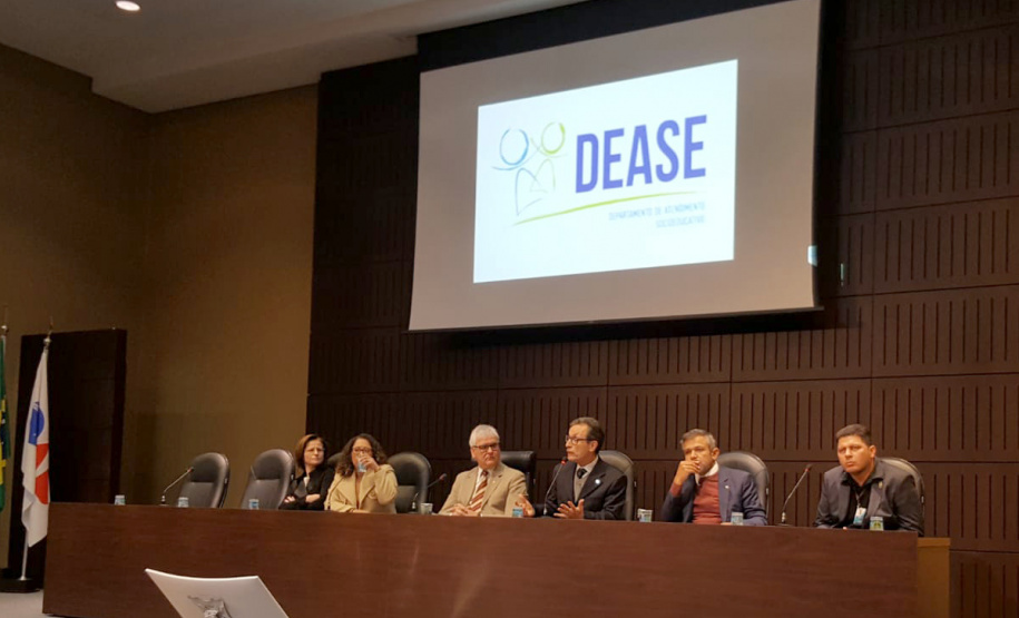 Acontece até esta quinta-feira (26), em Curitiba, o Seminário Anual Estadual de Internação Provisória para capacitação de servidores que atendem a medida cautelar de internação provisória nos Centros de Socioeducação e Casas de Semiliberdade