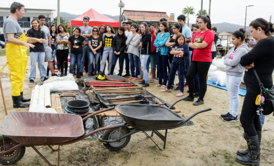 Portos formam agentes ambientais voluntários. Foto: Divulgação/Portos do Paraná