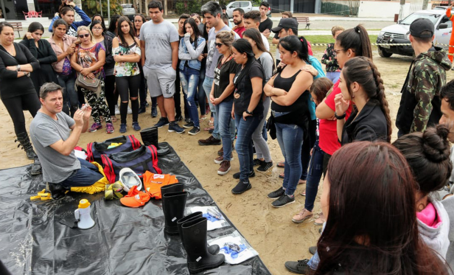 Portos formam agentes ambientais voluntários. Foto: Divulgação/Portos do Paraná