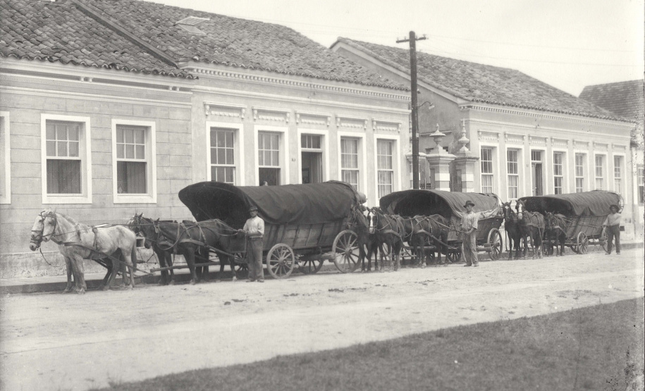 MIS-PR realiza palestra sobre a obra do fotógrafo Guilherme Glück + Matéria com imagem