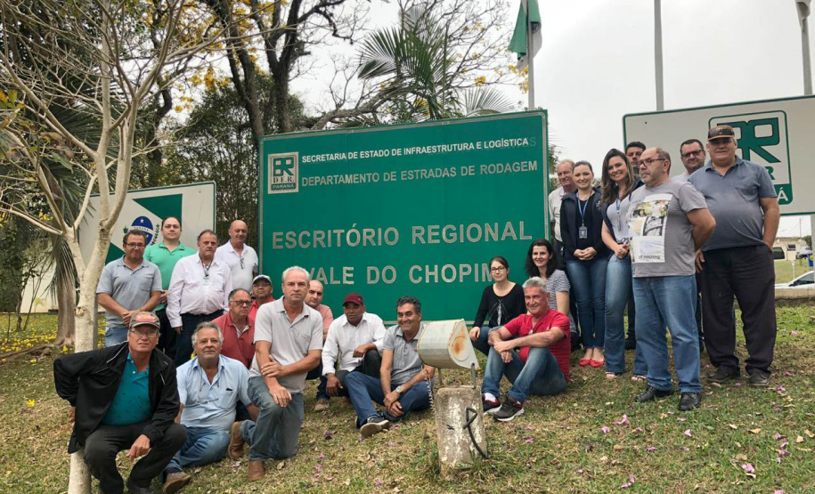 Servidores prestes a se aposentar no Departamento de Estradas de Rodagem (DER) tiveram a oportunidade nunca antes dada pela administração estadual. Eles e todos que trabalham nas unidades do Paraná participaram da primeira fase da implantação do Programa de Integração e Compliance, desenvolvido pela Controladoria-Geral do Estado, que consiste em entrevistas para mapeamento de riscos ao serviço público. Foto: Divulgação/CGE