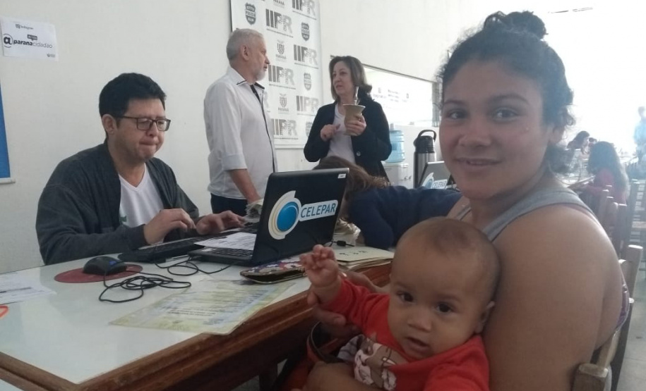 Paraná Cidadão atende 13 mil pessoas em Guaraniaçú. Foto: Divulgação/SEJUF