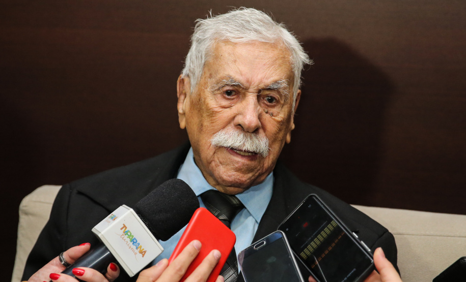 O governador Carlos Massa Ratinho Junior participa nesta segunda-feira (30), da comemoração do aniversário de 166 anos da Polícia Civil no Paraná na sede da OAB Paraná, em Curitiba . Na foto, o investigador Deonysio Lins.    30/09/2019 - Foto: Geraldo Bubniak/AEN