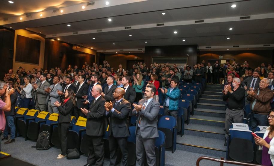 O governador Carlos Massa Ratinho Junior participa nesta segunda-feira (30), da comemoração do aniversário de 166 anos da Polícia Civil no Paraná na sede da OAB Paraná, em Curitiba .   30/09/2019 - Foto: Geraldo Bubniak/AEN