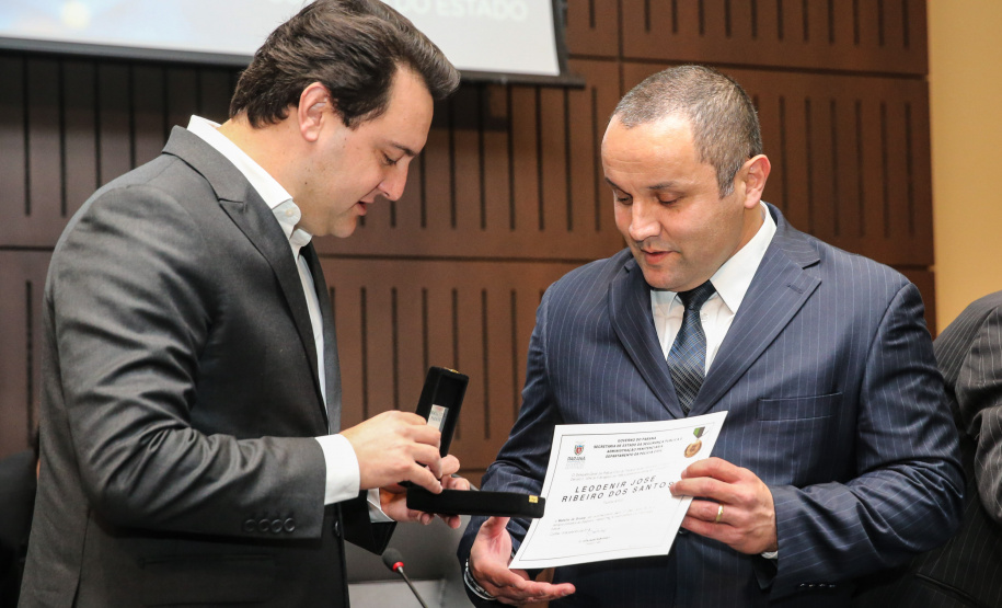 O governador Carlos Massa Ratinho Junior participa nesta segunda-feira (30), da comemoração do aniversário de 166 anos da Polícia Civil no Paraná na sede da OAB Paraná, em Curitiba .   30/09/2019 - Foto: Geraldo Bubniak/AEN