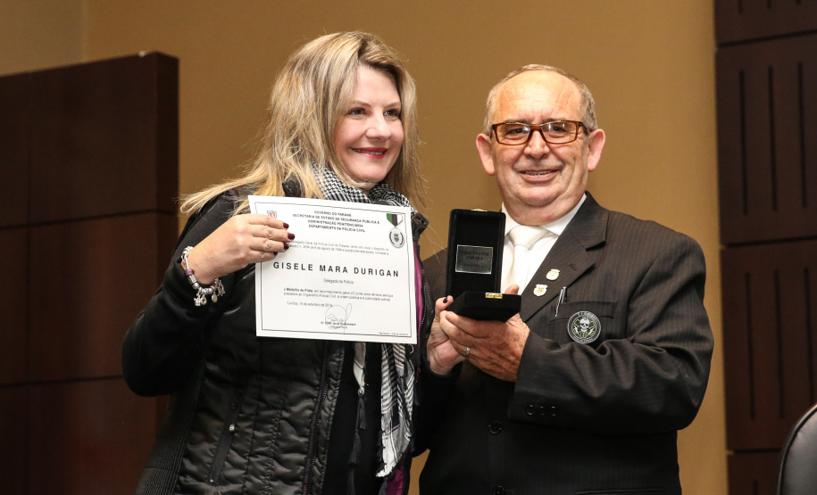 O governador Carlos Massa Ratinho Junior participa nesta segunda-feira (30), da comemoração do aniversário de 166 anos da Polícia Civil no Paraná na sede da OAB Paraná, em Curitiba .   30/09/2019 - Foto: Geraldo Bubniak/AEN