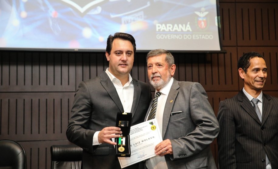 O governador Carlos Massa Ratinho Junior participa nesta segunda-feira (30), da comemoração do aniversário de 166 anos da Polícia Civil no Paraná na sede da OAB Paraná, em Curitiba .   30/09/2019 - Foto: Geraldo Bubniak/AEN