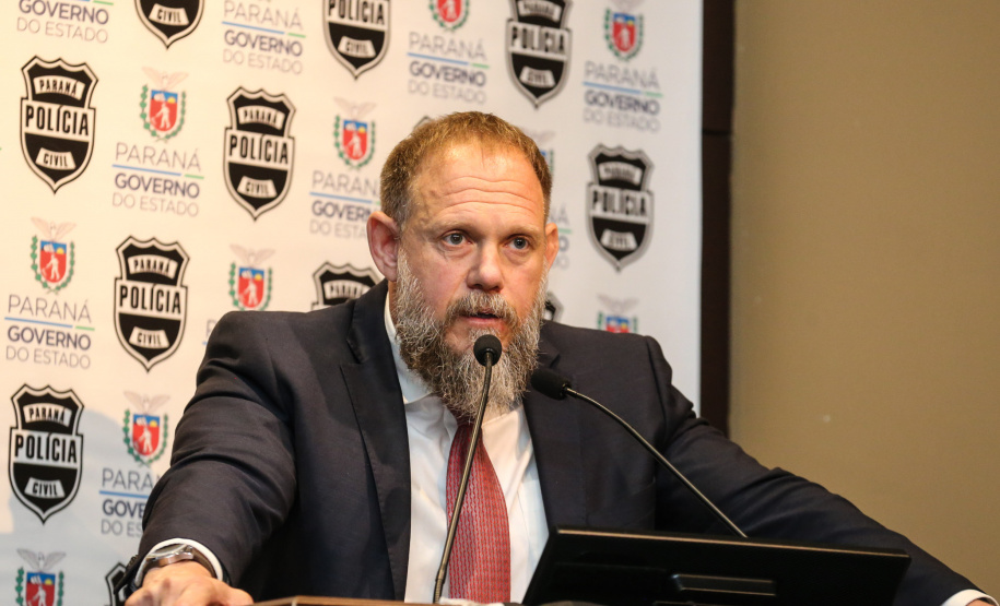 O governador Carlos Massa Ratinho Junior participa nesta segunda-feira (30), da comemoração do aniversário de 166 anos da Polícia Civil no Paraná na sede da OAB Paraná, em Curitiba . Na foto, o  delegado-geral da PCPR, Silvio Jacob Rockembach.  30/09/2019 - Foto: Geraldo Bubniak/AEN