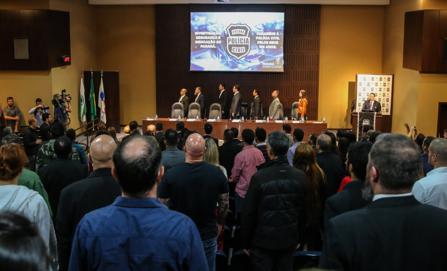 O governador Carlos Massa Ratinho Junior participa nesta segunda-feira (30), da comemoração do aniversário de 166 anos da Polícia Civil no Paraná na sede da OAB Paraná, em Curitiba .   30/09/2019 - Foto: Geraldo Bubniak/AEN