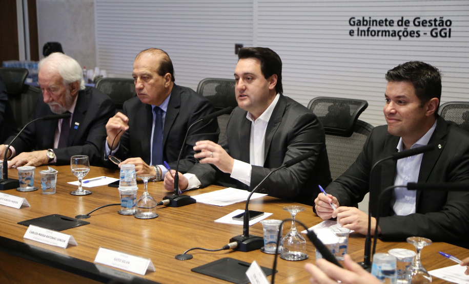 Governador Carlos Massa Ratinho Junior durante reunião com a equipe de governo. Curitiba,01/10/2019 - Foto: José Fernando Ogura/AEN