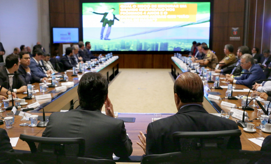 Governador Carlos Massa Ratinho Junior durante reunião com a equipe de governo. Curitiba,01/10/2019 - Foto: José Fernando Ogura/AEN