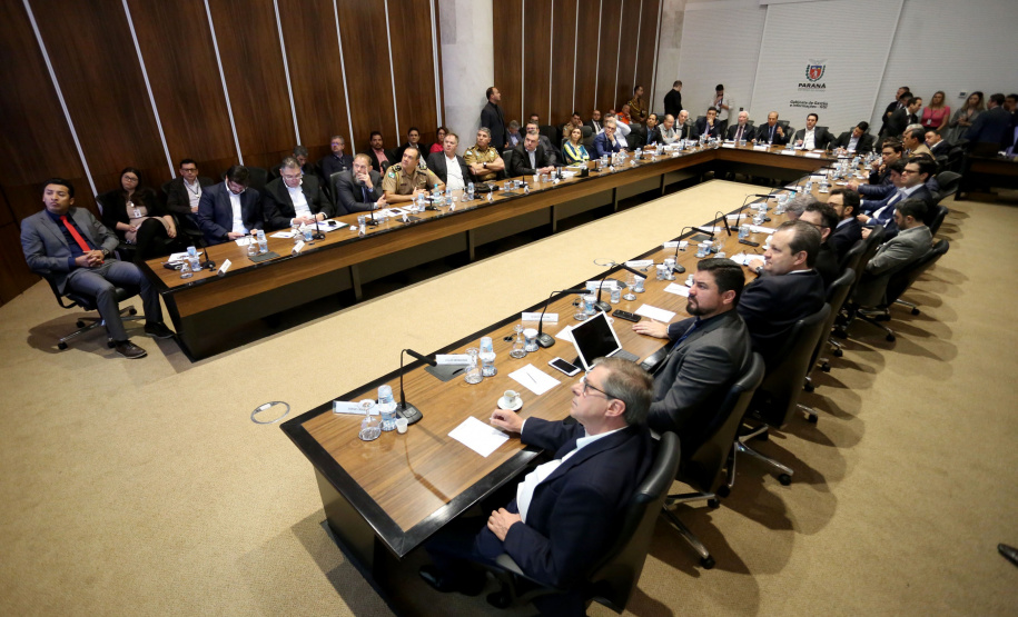 Governador Carlos Massa Ratinho Junior durante reunião com a equipe de governo. Curitiba,01/10/2019 - Foto: José Fernando Ogura/AEN