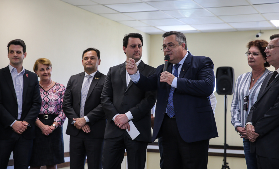 O governador Carlos Massa Ratinho Junior inaugura nesta terça-feira (01), novos leitos de UTI do Hospital de Reabilitação Ana Carolina Moura Xavier, de Curitiba. O espaço, que estava fechado há dez anos. 01/10/2019 - Foto: Geraldo Bubniak/AEN