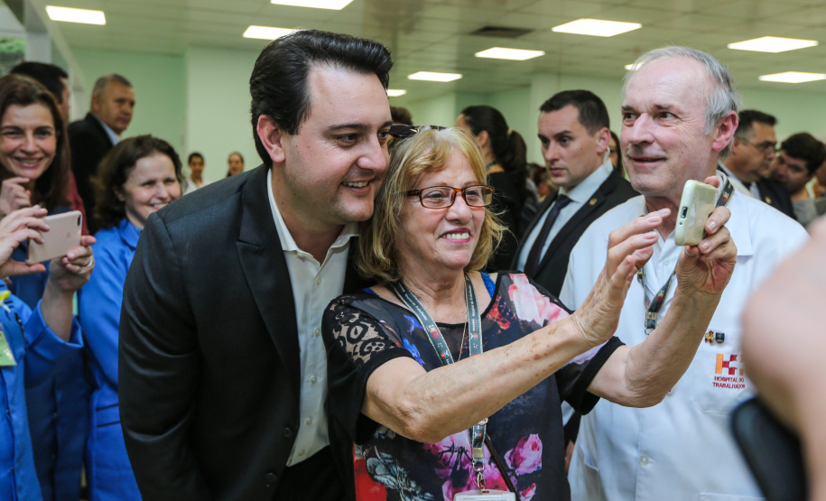 O governador Carlos Massa Ratinho Junior inaugura nesta terça-feira (01), novos leitos de UTI do Hospital de Reabilitação Ana Carolina Moura Xavier, de Curitiba. O espaço, que estava fechado há dez anos. 01/10/2019 - Foto: Geraldo Bubniak/AEN