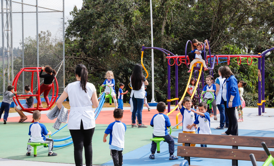 Programa Meu Campinho chega a cidades de todas as regiões