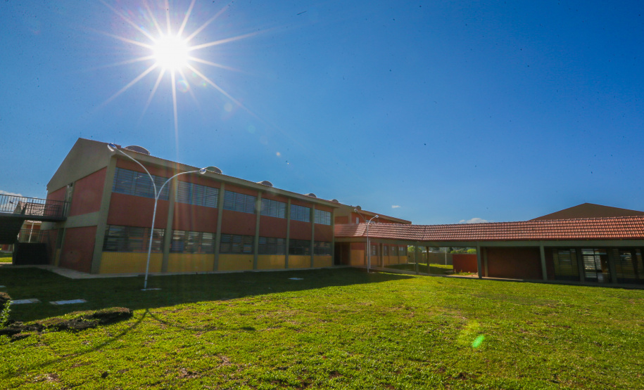 Obras do Colégio Estadual Ribeirão Grande no Jardim Paulista em Campina Grande do Sul. 30/09/2019  -  Foto: Geraldo Bubniak/AEN