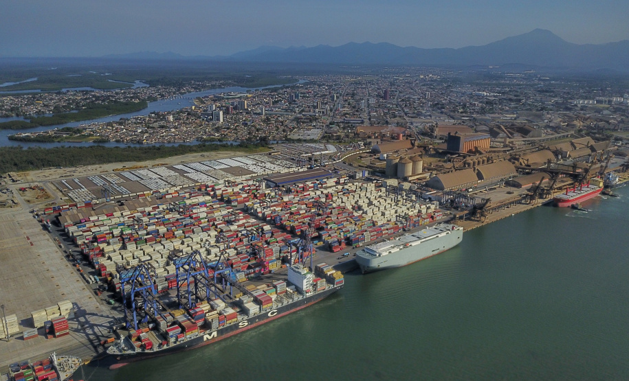 Setor portuário responde por até 67% da arrecadação de ISS. Foto:José Fernando Ogura/AEN
