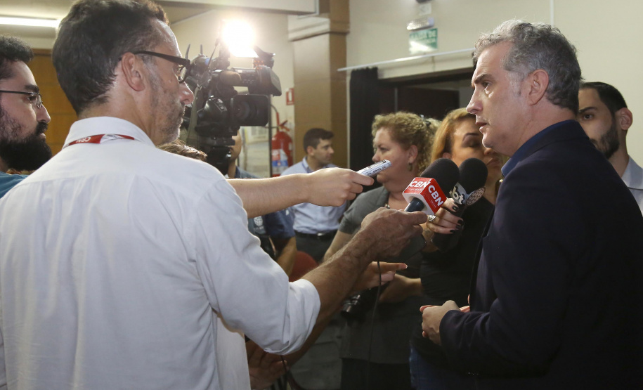 O secretário da Comunicação Social e da Cultura, Hudson José, lançou em Londrina, nesta quinta-feira (03), o terceiro edital do Programa Estadual de Fomento e Incentivo à Cultura (Profice). Foto: Jaelson Lucas/AEN