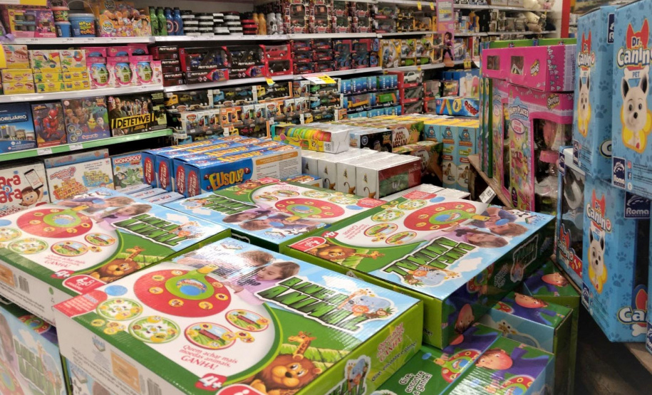 O Instituto de Pesos e Medidas do Paraná (Ipem-PR) alerta sobre os cuidados necessários na compra de presentes para o Dia das Crianças. É necessário verificar se os produtos seguem algumas normas para garantir a segurança e a saúde dos pequenos.Foto: Divulgação/IPEM