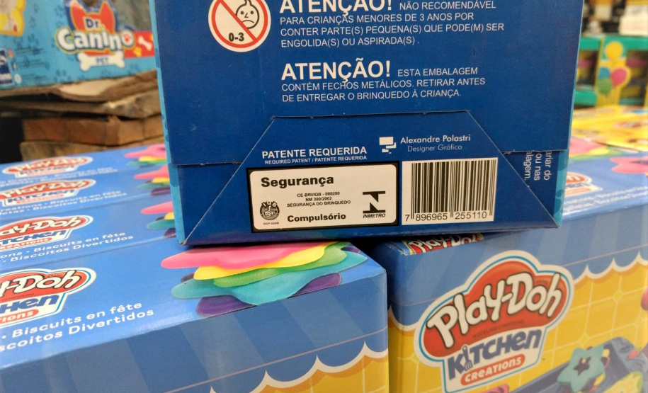 O Instituto de Pesos e Medidas do Paraná (Ipem-PR) alerta sobre os cuidados necessários na compra de presentes para o Dia das Crianças. É necessário verificar se os produtos seguem algumas normas para garantir a segurança e a saúde dos pequenos.Foto: Divulgação/IPEM