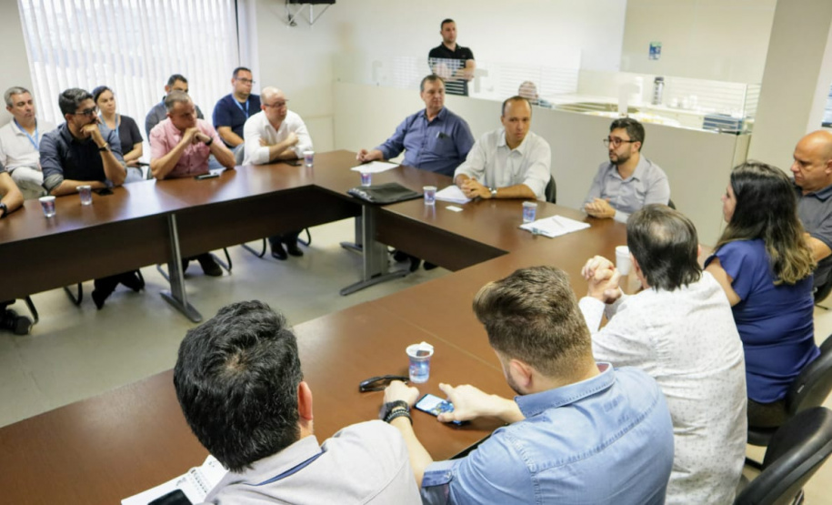 O Conselho da Autoridade Portuária de Antonina retomou, nesta sexta-feira (4), as reuniões periódicas que discutem temas envolvendo o porto, empresas do setor e o crescimento da cidade. Os encontros não aconteciam há quase dois anos e a partir de agora deverão ser trimestrais.Foto: Claudio Neves/Portos do Paraná