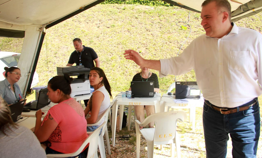 A Secretaria da Justiça, Família e Trabalho realizou nesta sexta-feira (4), no bairro Tatuquara, em Curitiba, a segunda edição do programa Governo nos Bairros
